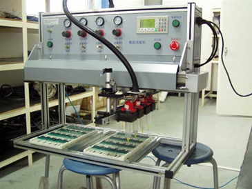 �Զ��㽺��